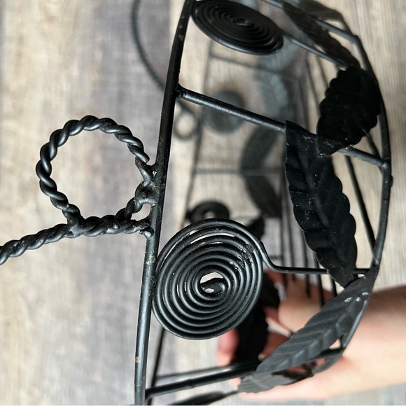 Wire Basket - Picture 5 of 5